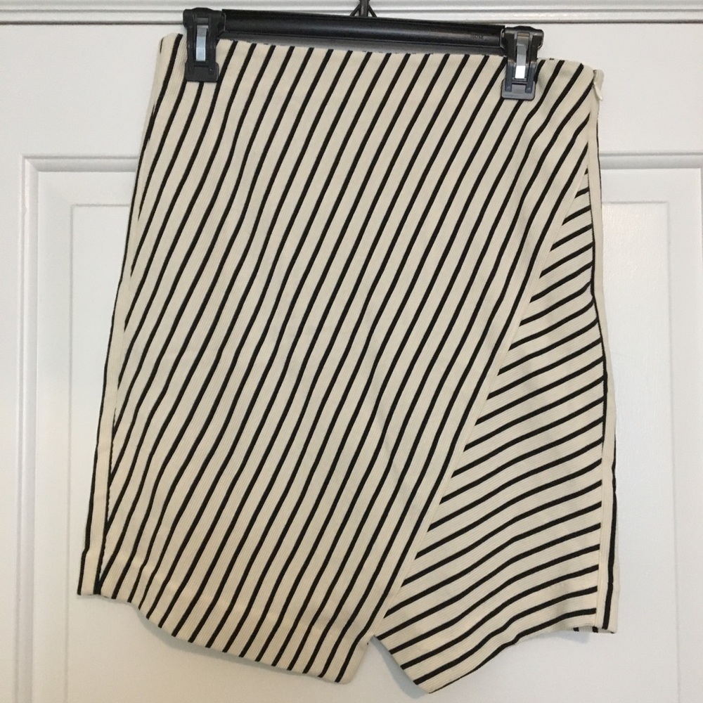 LOFT Striped Skirt